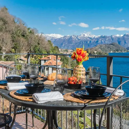 Alba On By Rentallcomo Apartmán *