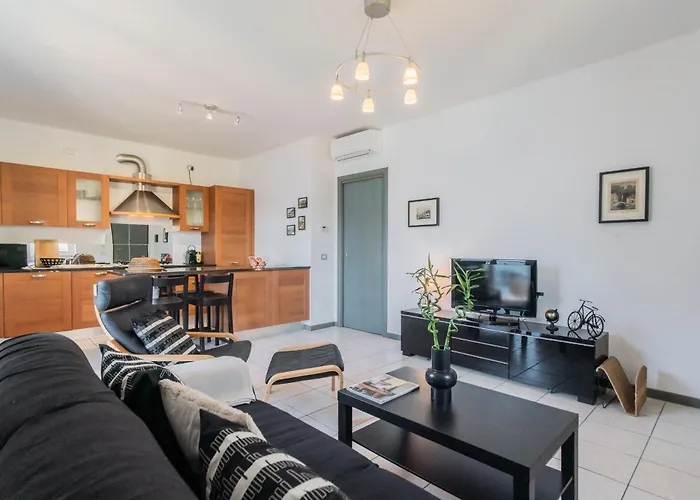 Alba On By Rentallcomo Apartmán *